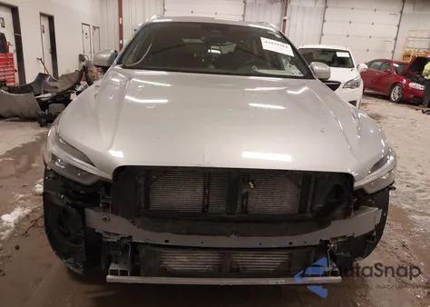 2023 Volvo Xc60 Recharge Plug-In Hybrid T8 Ultimate Bright Theme z USA, uszkodzony, nr VIN YV4H60DA7P1331776